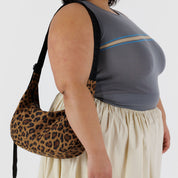 BAGGU Medium Crescent Bag (Leopard)
