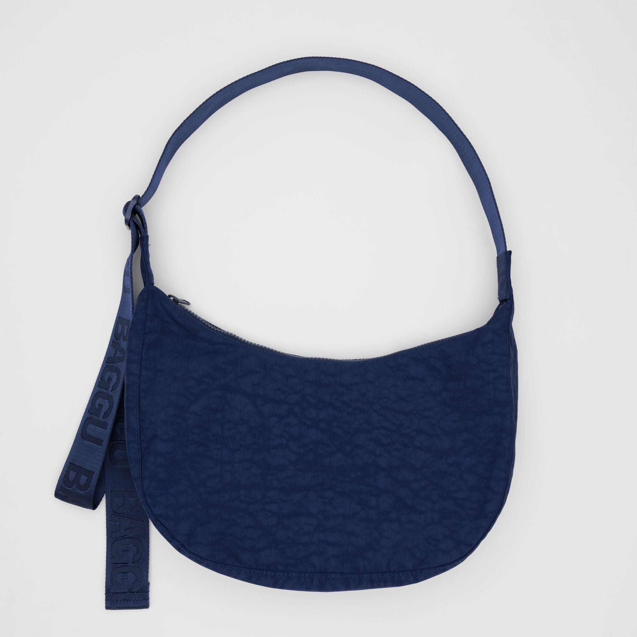 BAGGU Medium Crescent Bag (Navy)