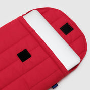 BAGGU Puffy Laptop Sleeve 16" (Candy Apple)