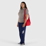 BAGGU Small Nylon Sling (Candy Apple)