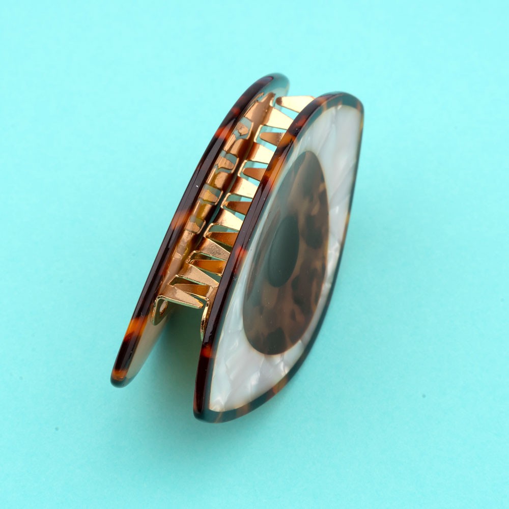 Hair Claw (Eye Brown)