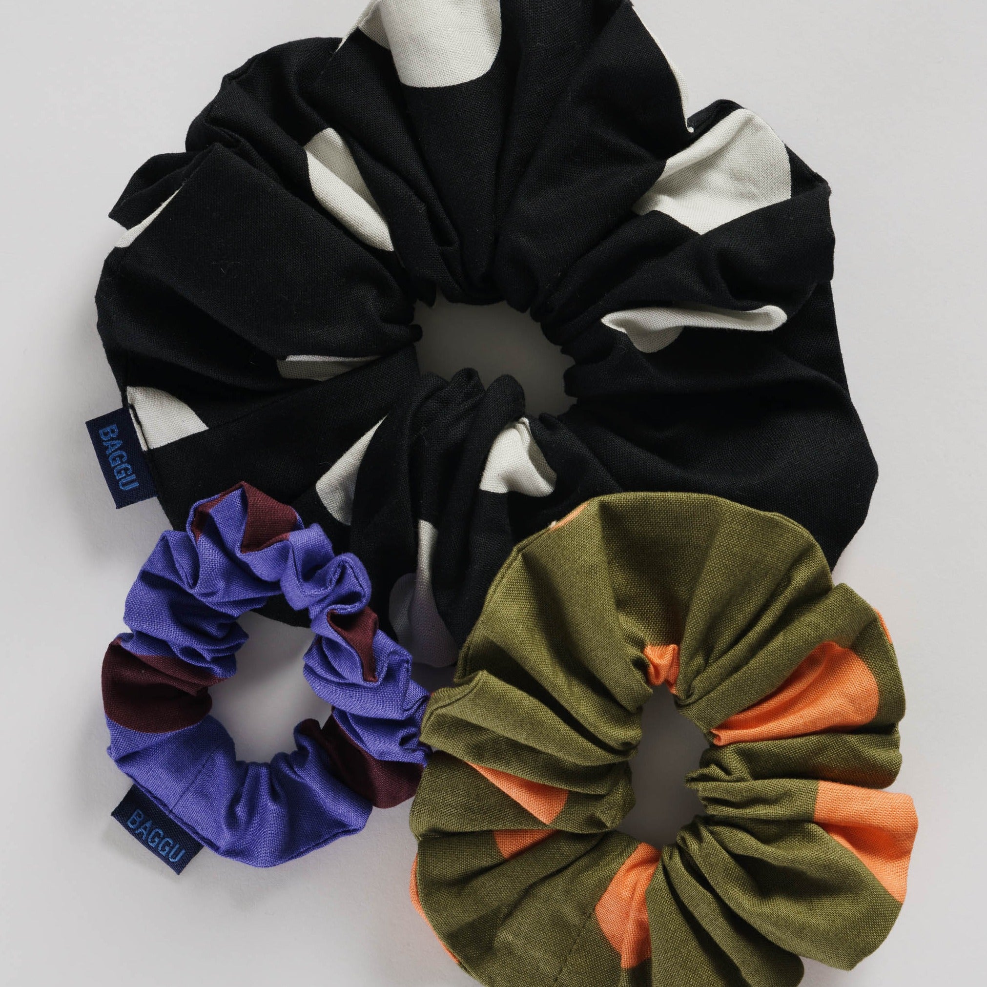 BAGGU Scrunchies Set of 3 (Floating Dots)