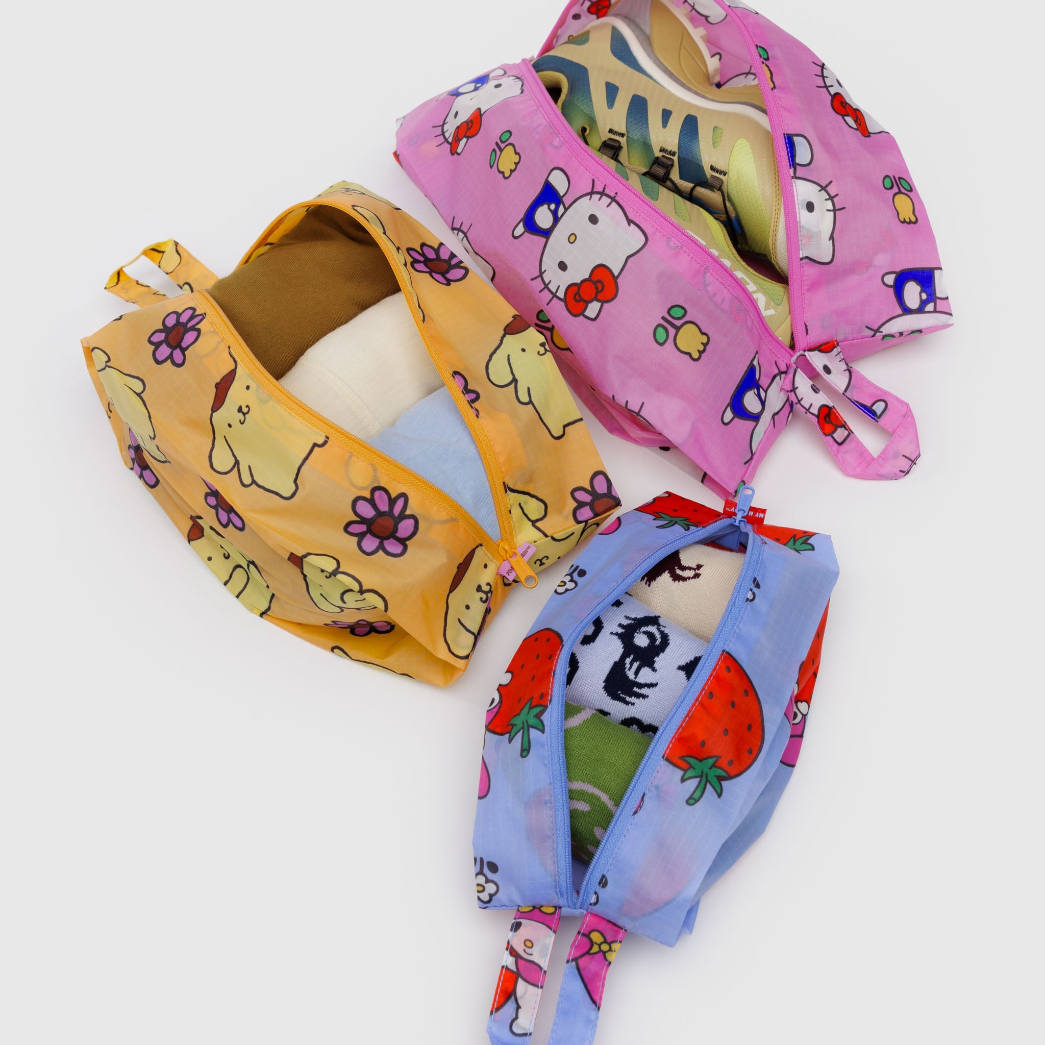 BAGGU 3D Zip (Hello Kitty and Friends Florals) – ROVE