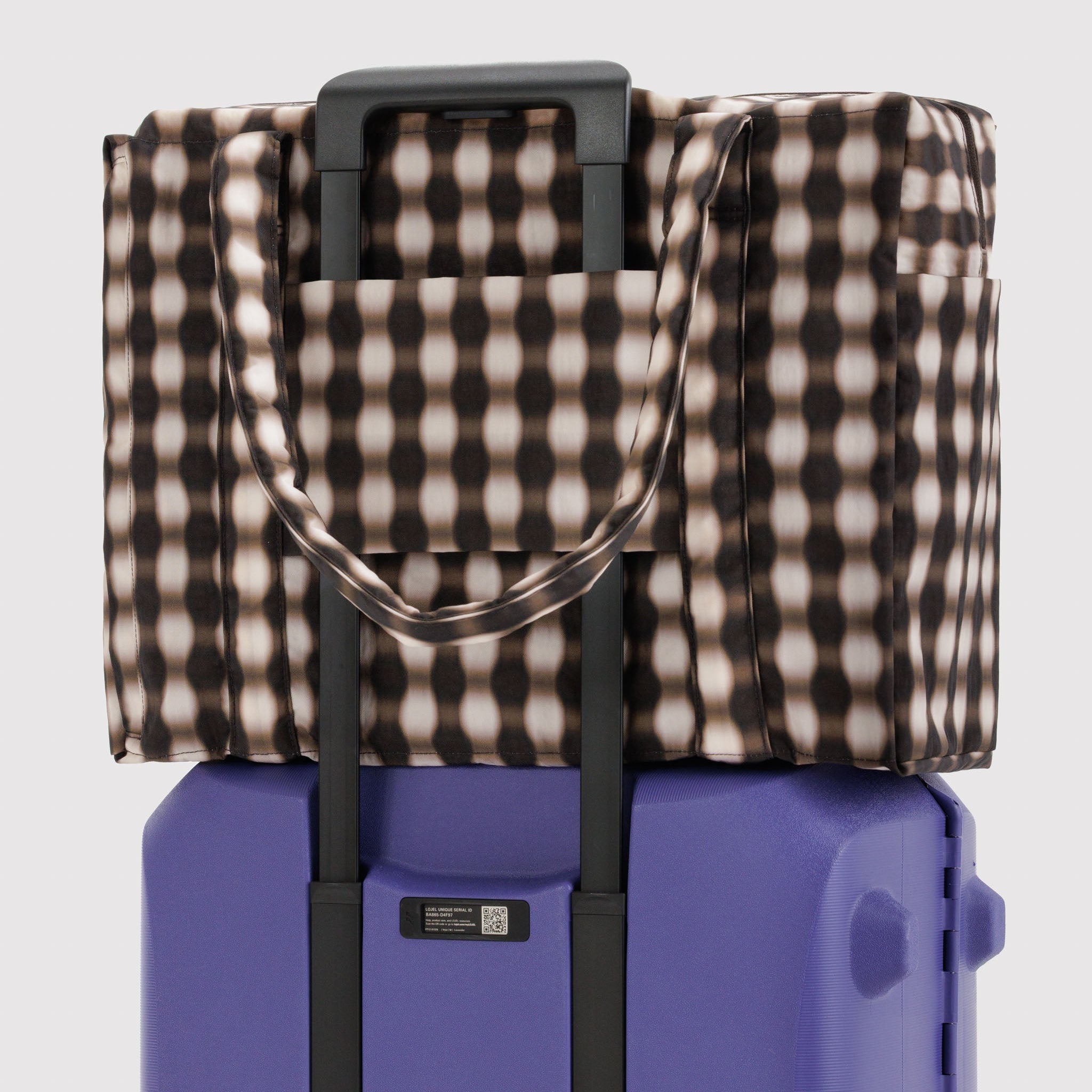 Cloud_Carry-On_Heavyweight_Blurred_Gingham_Brown_02.jpg
