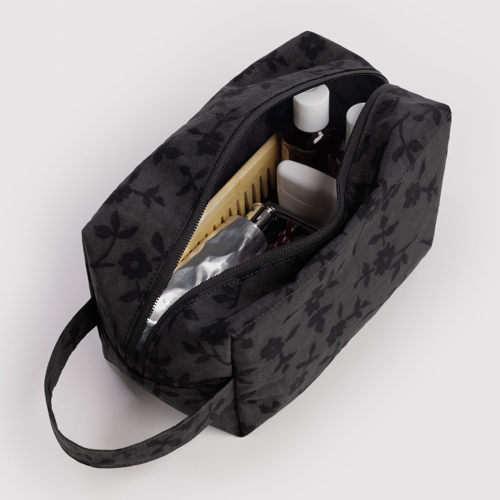 BAGGU Dopp Kit (Charcoal Ditsy Floral)