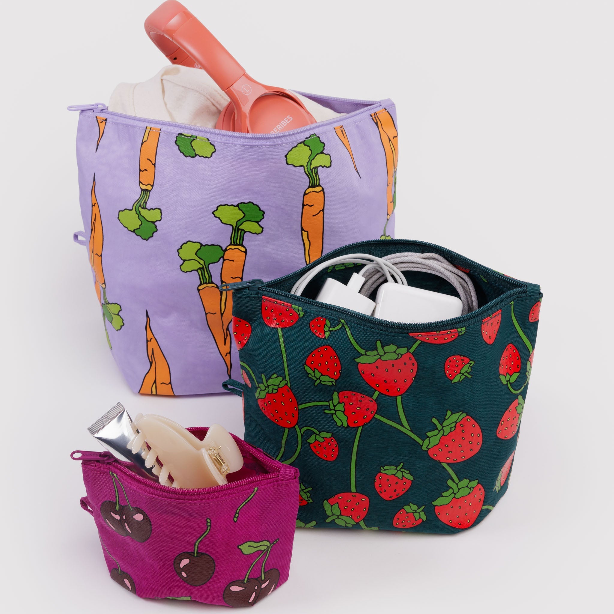Go_Pouch_Set_Heavyweight_Carrots_and_Berries_Set_02.jpg