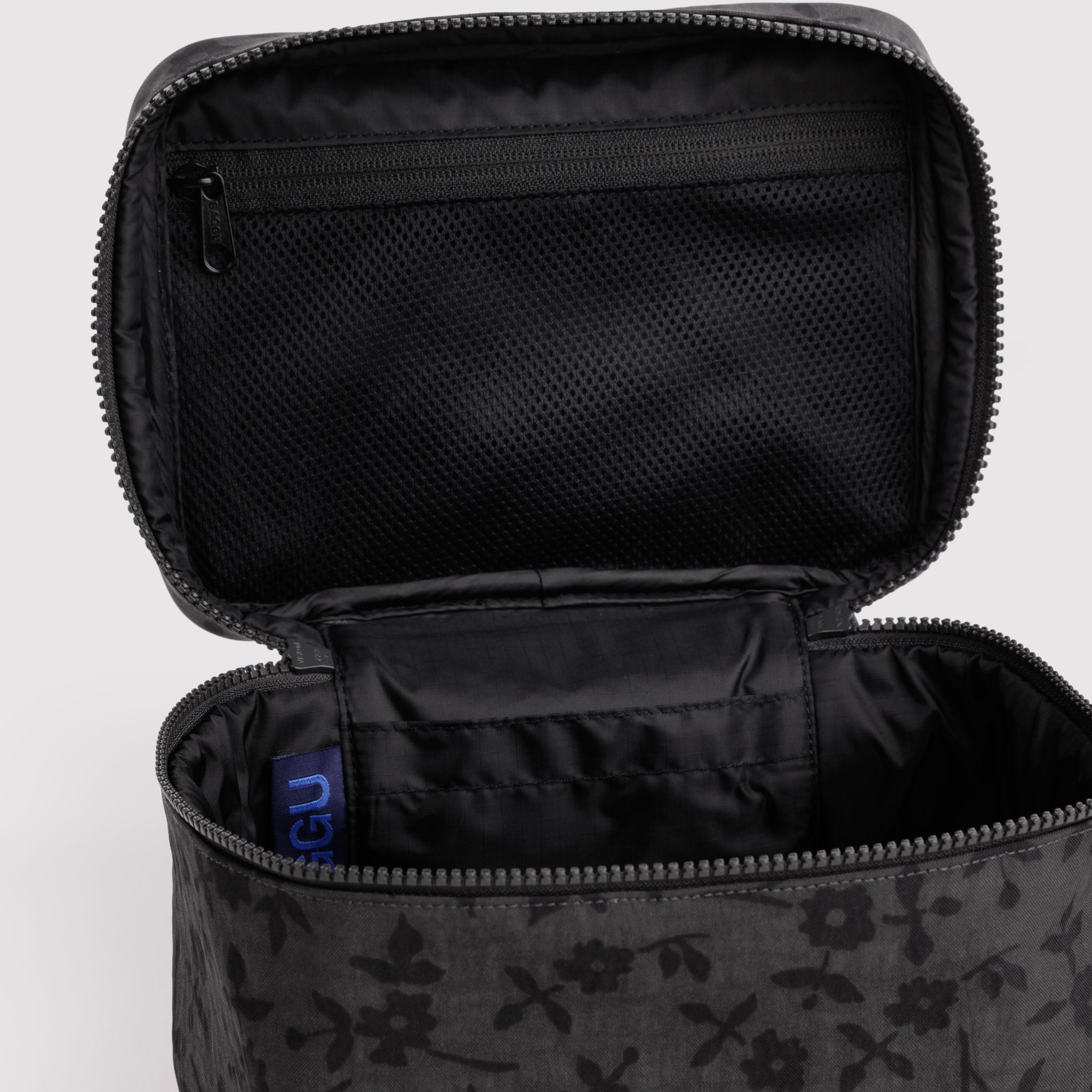 BAGGU Large Cosmetic Case (Charcoal Ditsy Floral)