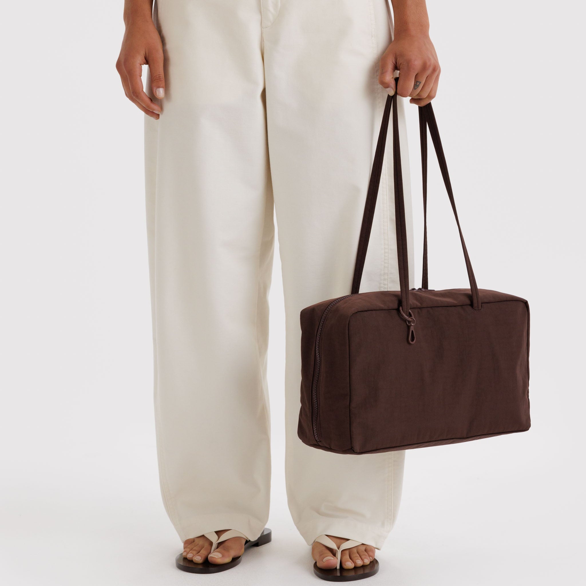 BAGGU Medium Nylon Bowler Bag (Coffee)