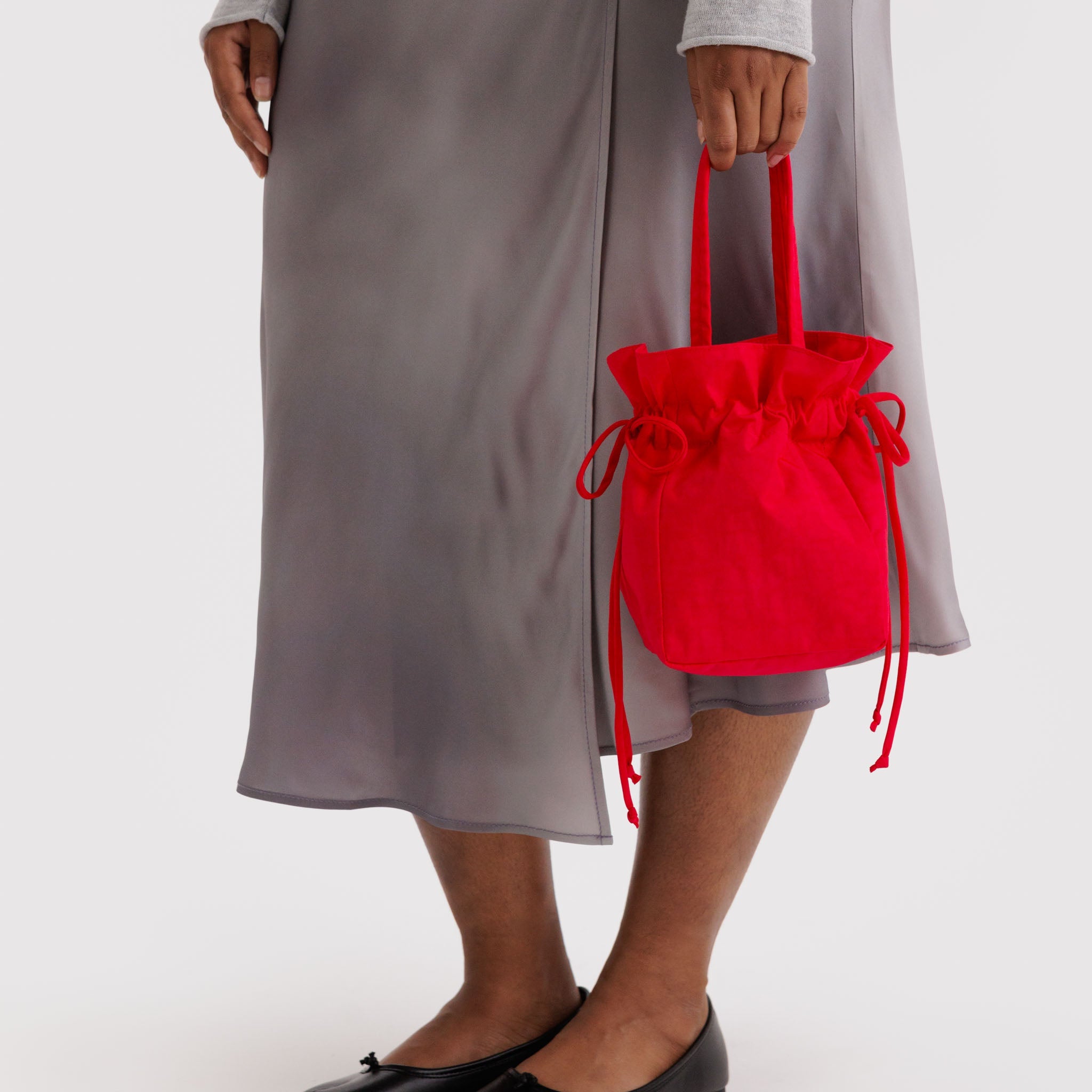 BAGGU Nylon Drawstring (Candy Apple)