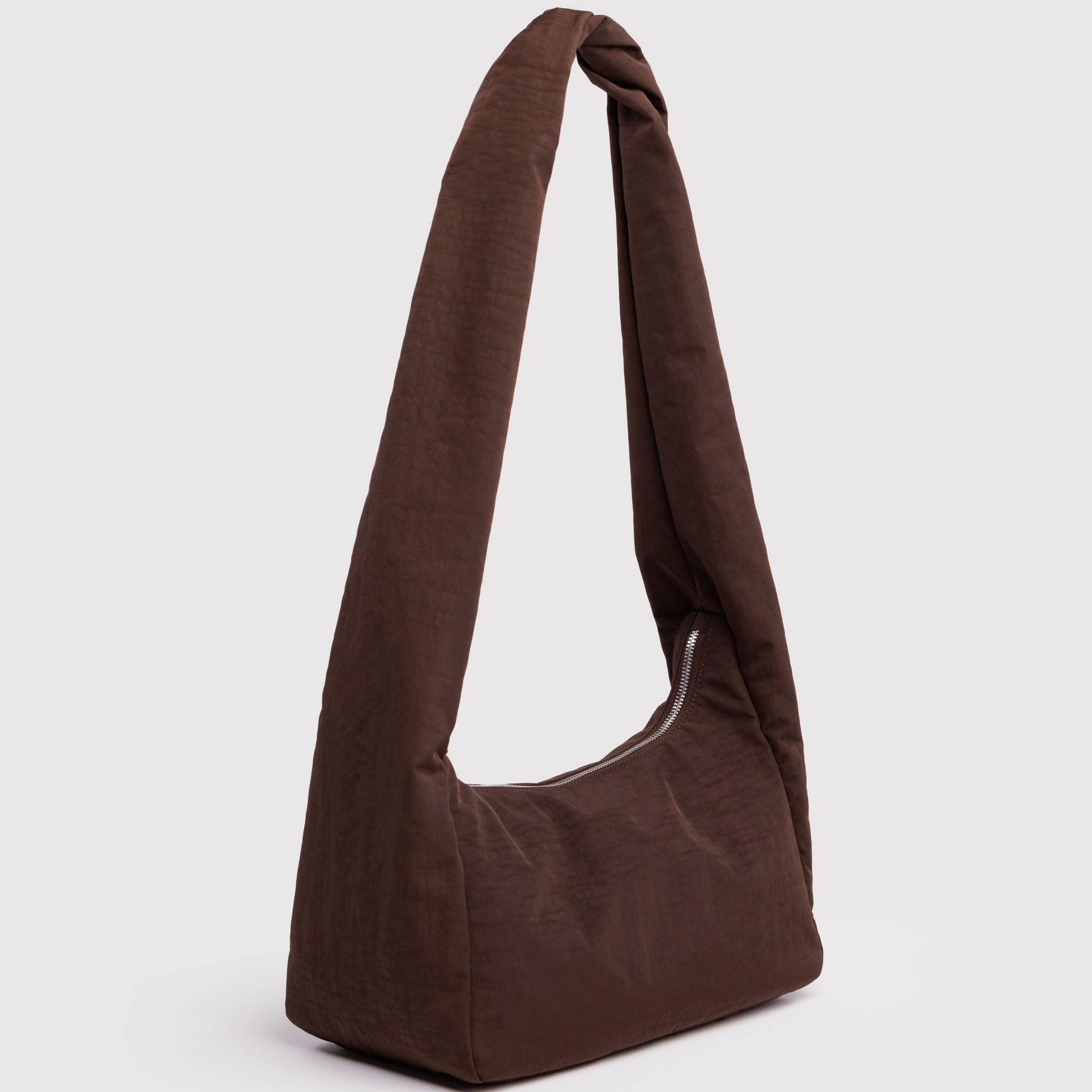 Nylon_Meringue_Bag_Heavyweight_Coffee_03_0d051938-af4d-4bb3-b67b-760e7411e646.jpg