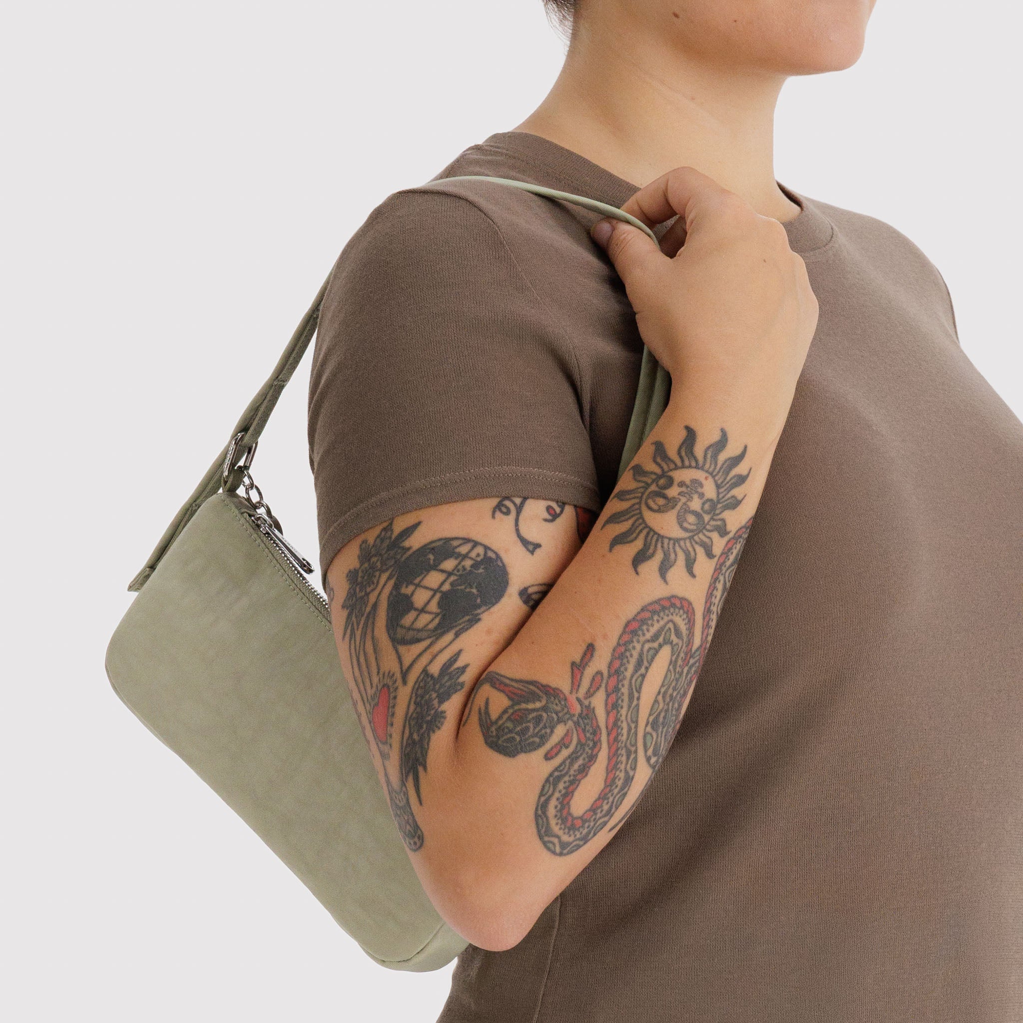 BAGGU Nylon Pochette (Celadon)