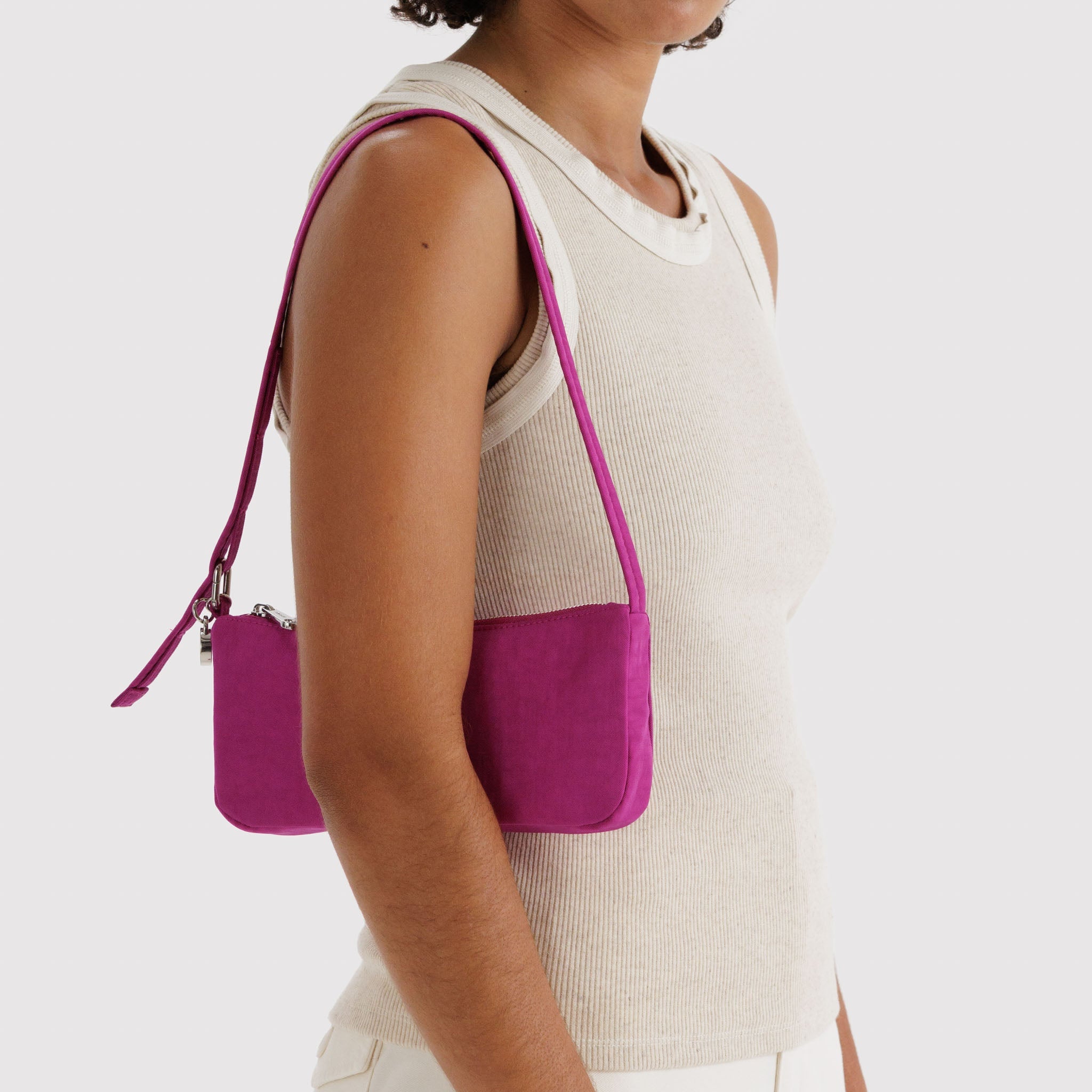 BAGGU Nylon Pochette (Deep Fuchsia)