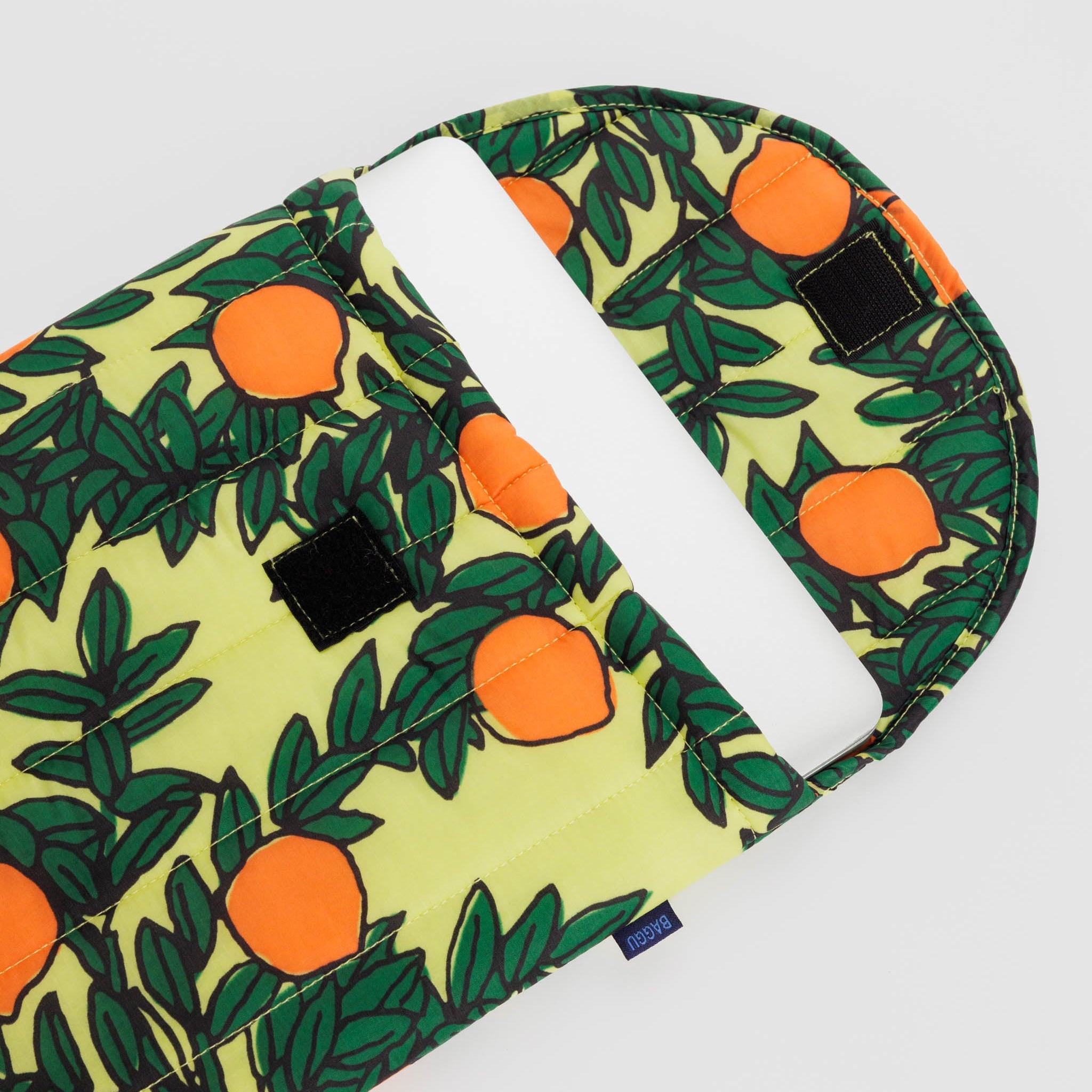 Puffy_Laptop_Sleeve_16__Ripstop_Orange_Tree_Yellow_03.jpg