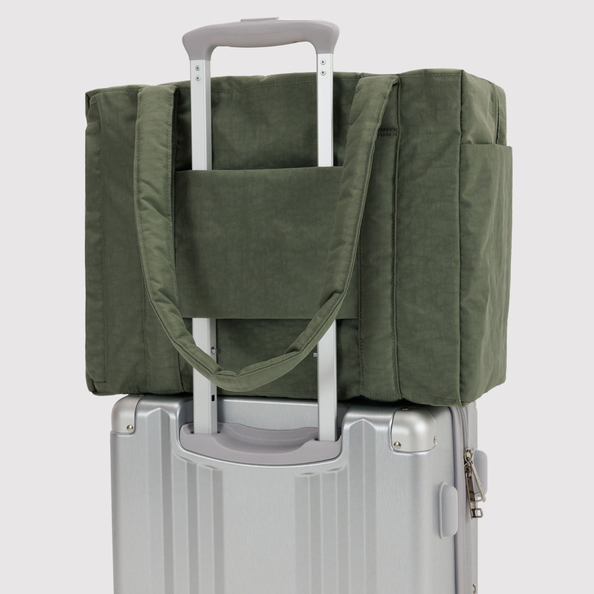Small_Cloud_Carry-On_Heavyweight_Caper_02.jpg
