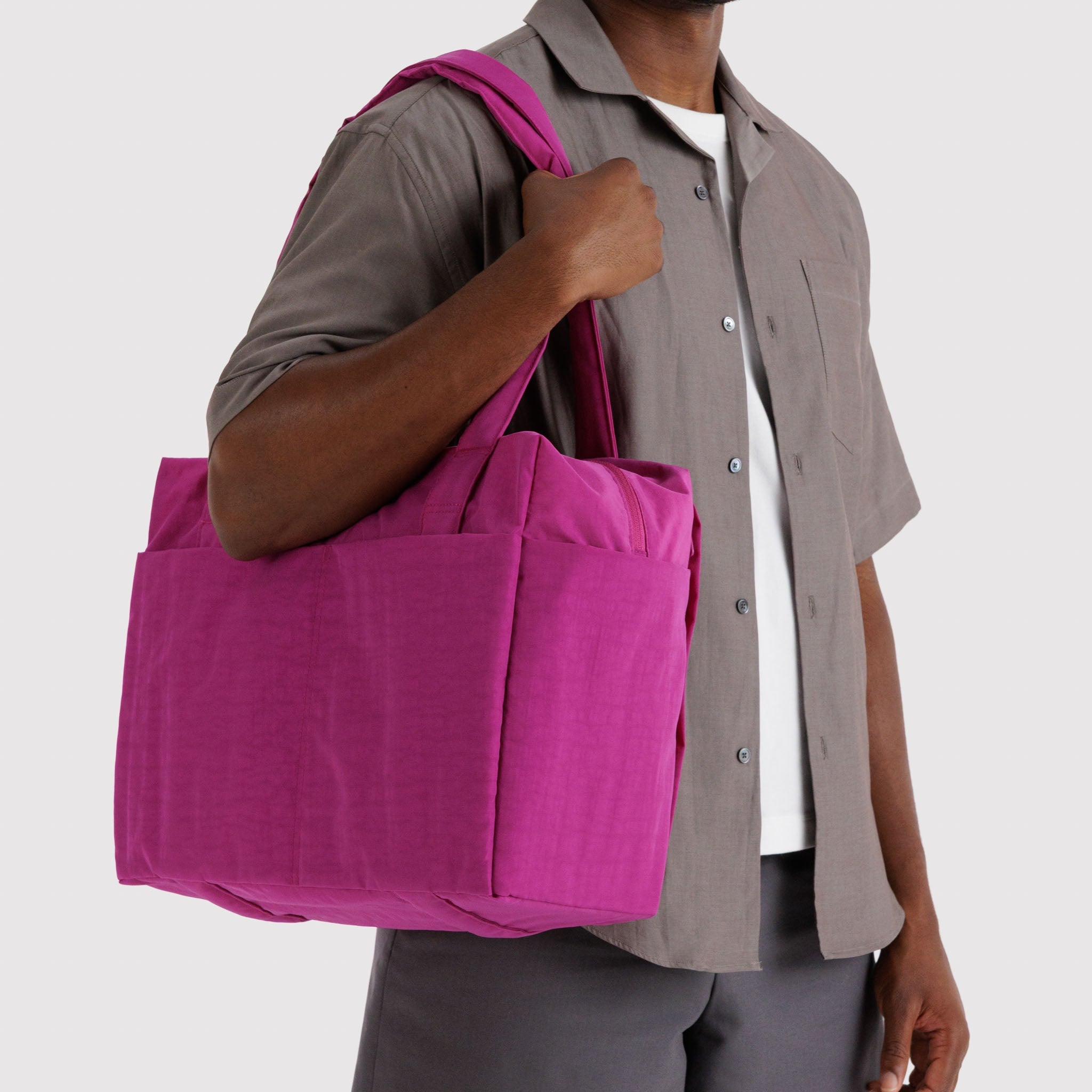 BAGGU Small Cloud Carry-On (Deep Fuchsia)