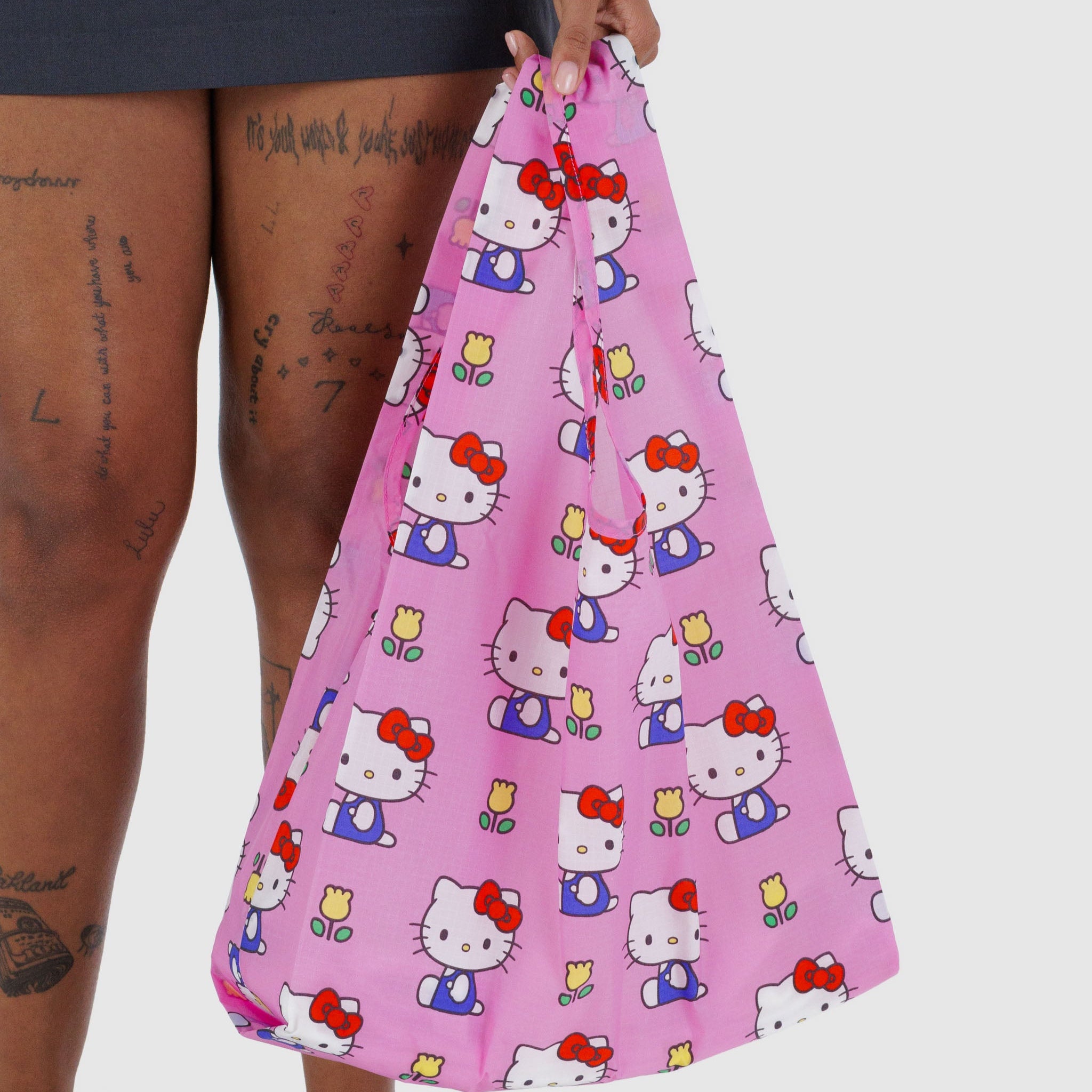 Standard_Baggu_Ripstop_Hello_Kitty_Pink_02.jpg