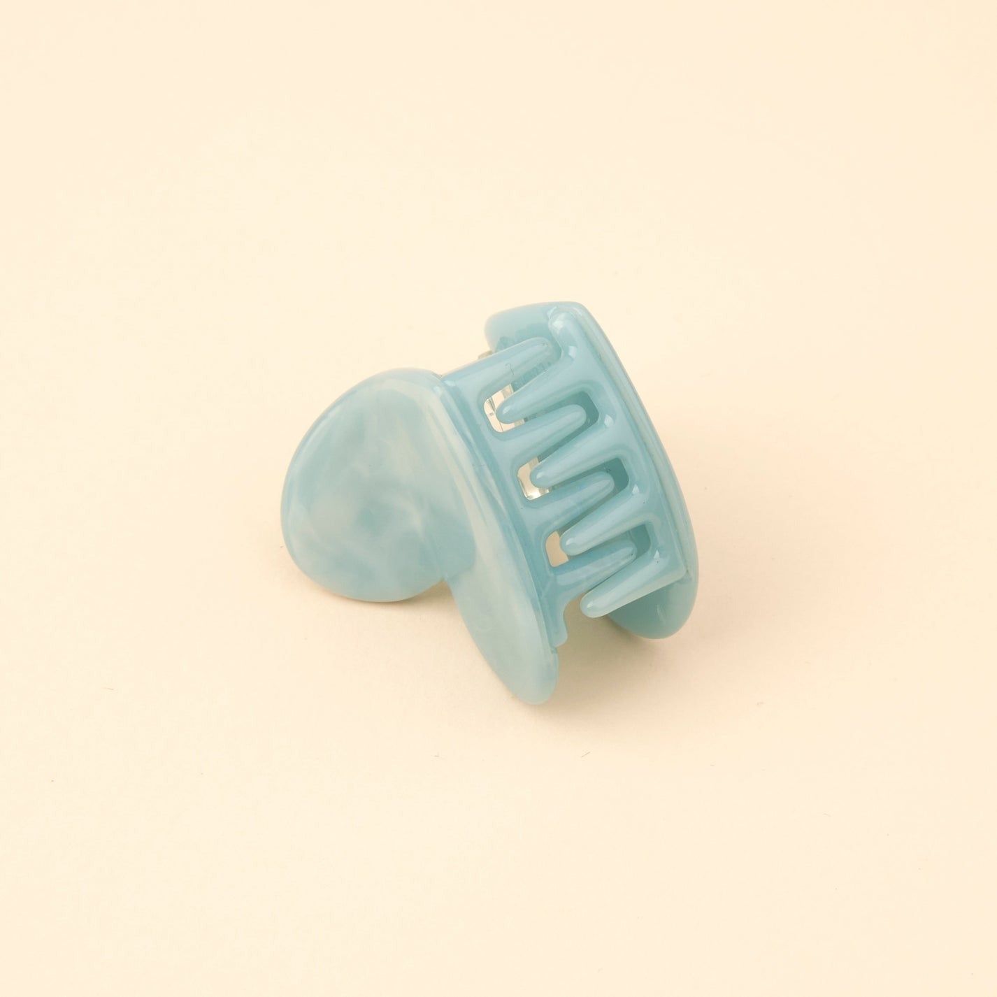 Coucou Suzette Mini Hair Claw (Blue Heart)