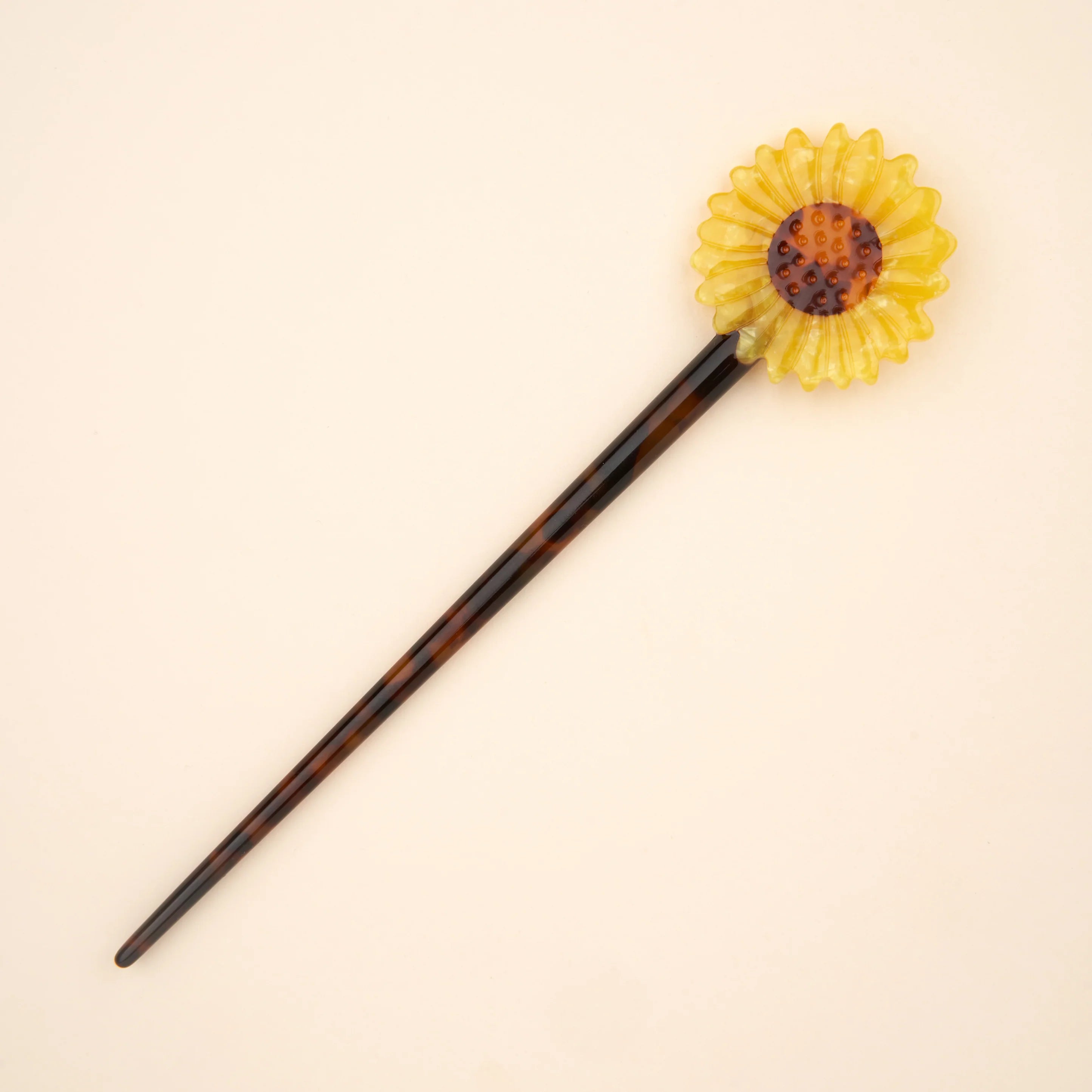 coucou-suzette-accessoire-accessory-cadeau-gift-tendance-trendy-fashion-garden-party-cheveux-hair-stick-pic-flower-fleur-tournesol-sunflower-jaune-yellow.webp