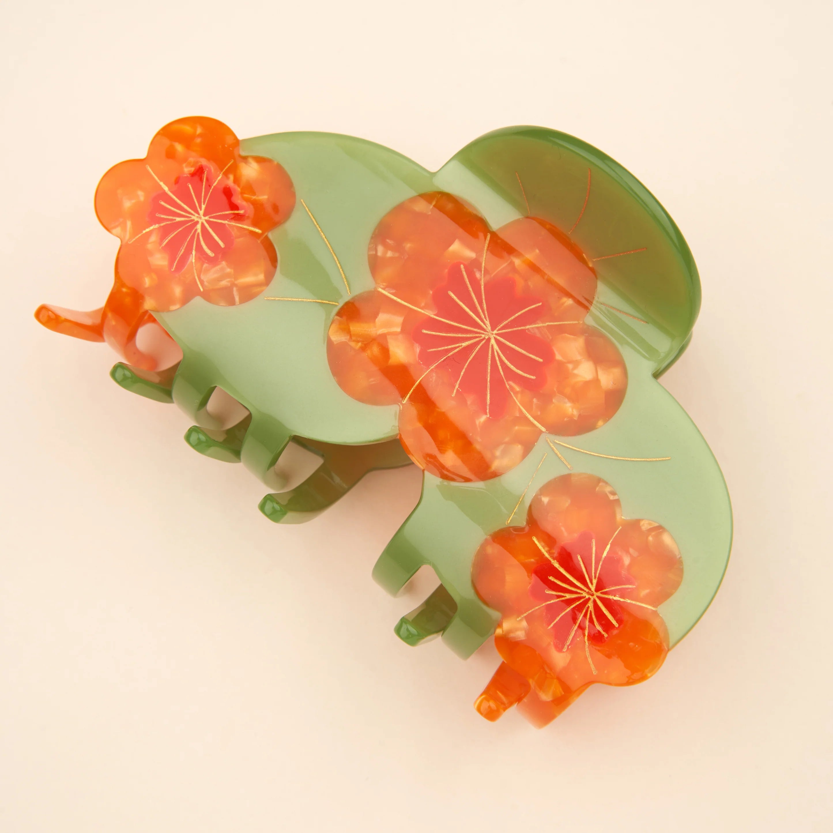 coucou-suzette-accessoire-accessory-cadeau-gift-tendance-trendy-fashion-garden-party-pince-cheveux-hair-claw-fleurs-flower-capucine-nasturtium-orange.webp
