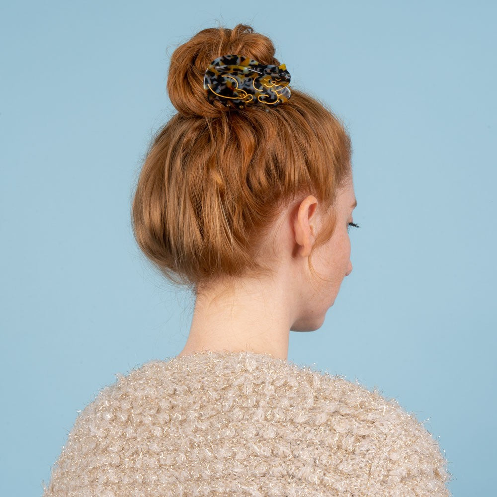 Hair Claw (Tortoiseshell Cat)