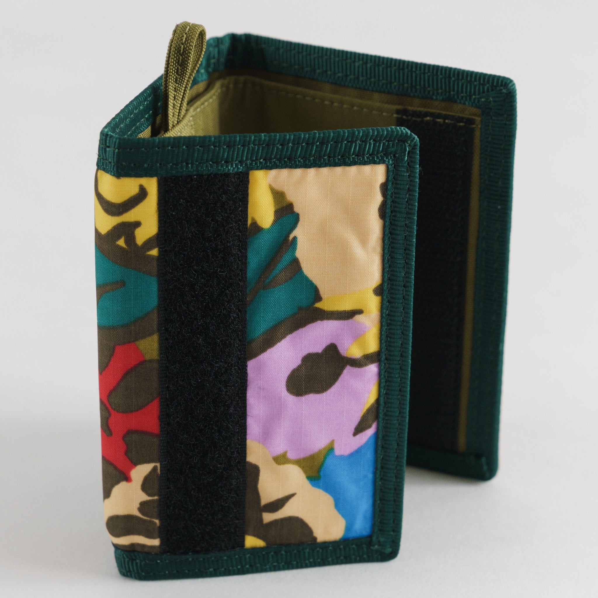 BAGGU Nylon Wallet (Scarf Floral)